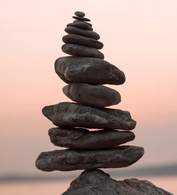 Terapi hos Lisbeths Rum med fokus på nærvær, ro og personlig udvikling